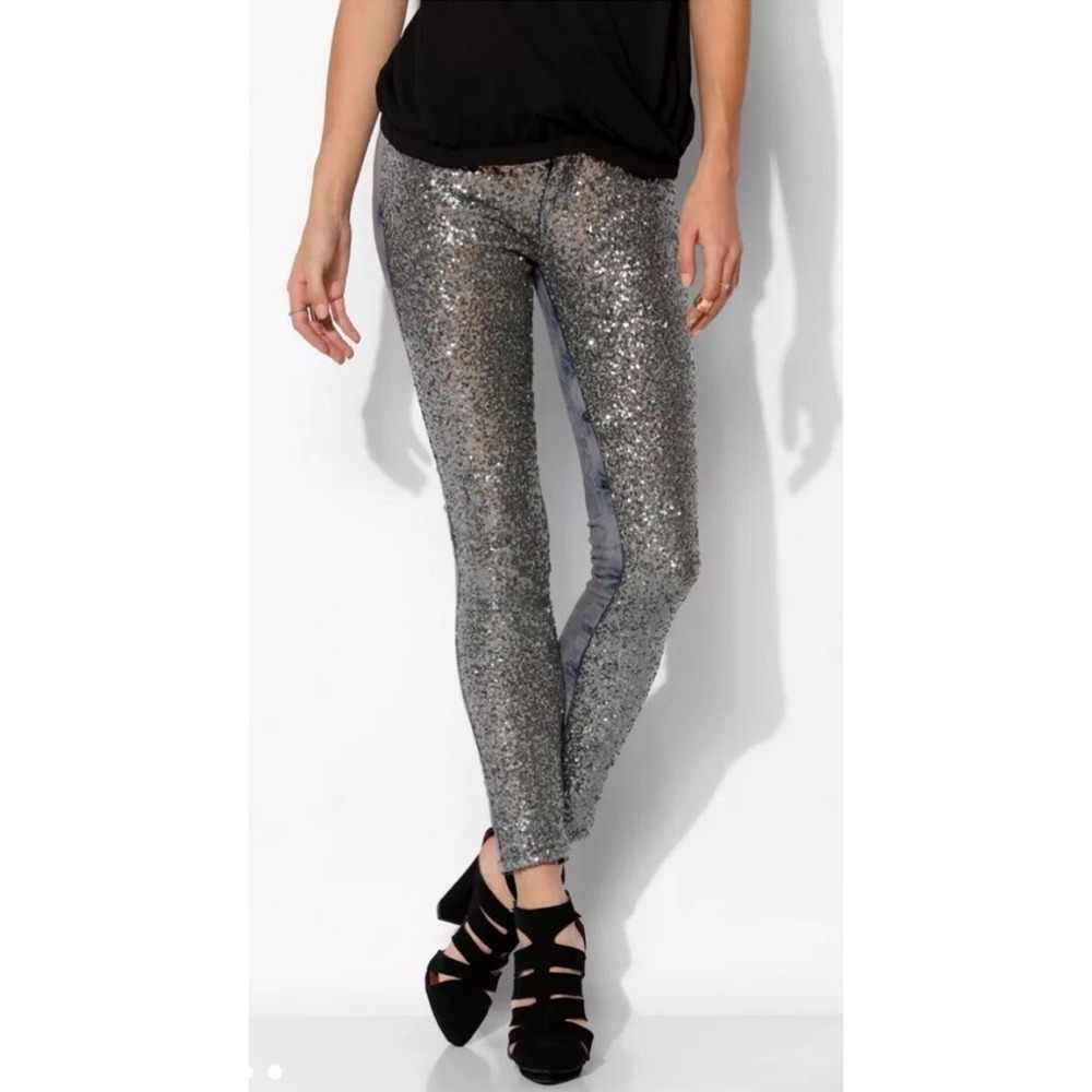 BDG Mid Rise Twig Ankle Jeans Silver Sequin Acid Wash Skinny Denim 26W 29L - Picture 2 of 11